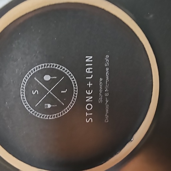 Stone + Lain 8 Piece Stoneware Dinnerware Set Matte Black Salad Plates - Picture 4 of 4